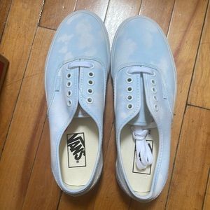 Brand new in box vans bleach washed sneaker